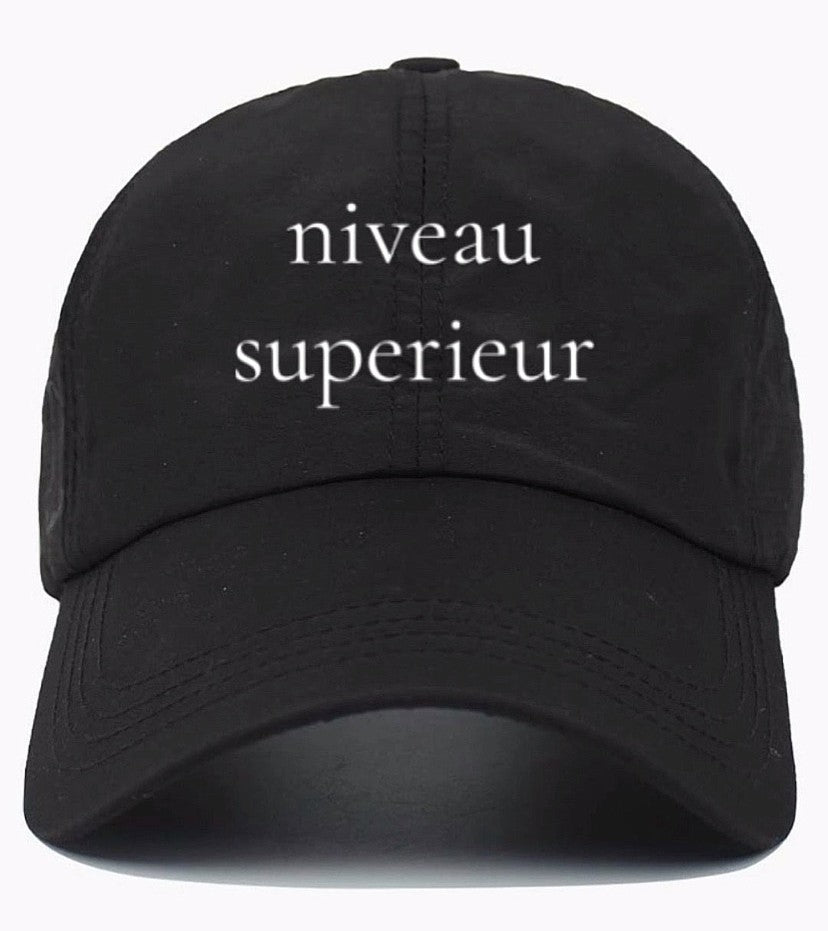 niveau superieur                   (Top Tier)                                            Cotton Baseball Cap