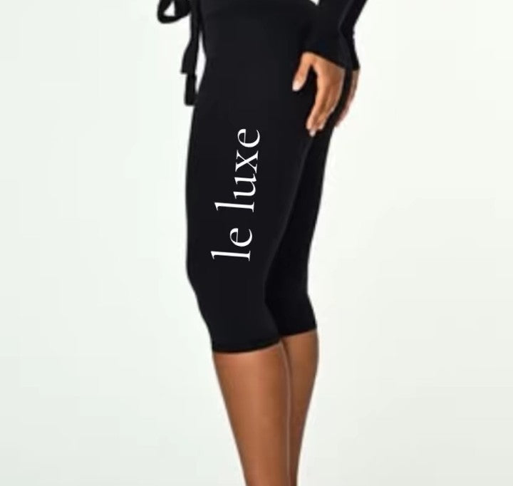 le luxe                                                    (Luxury)                                                         Capri Legging