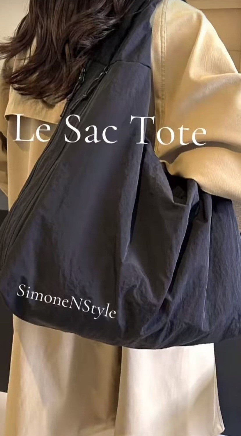 Le Sac Tote Bag