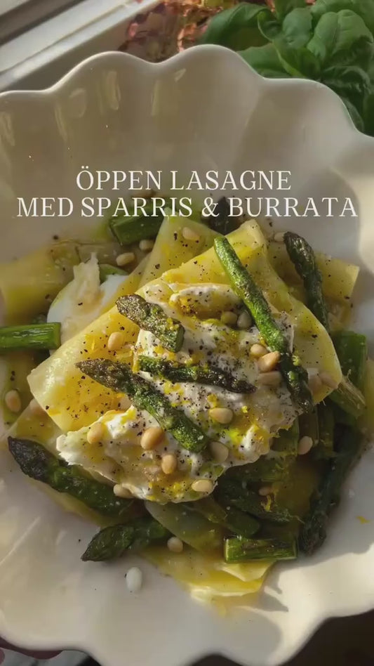 Oppen Lasagne Med Sparris &  Burrata